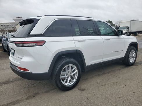 Certified 2025 Jeep Grand Cherokee Laredo X w/ Luxury Tech Group I image 8