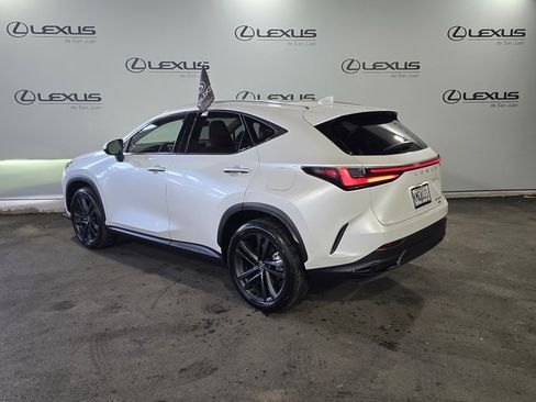 Used 2025 Lexus NX 350h AWD w/ Premium Package image 8