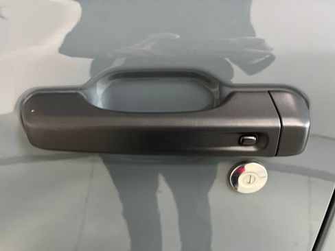 Used 2024 Jeep Wrangler Sport S image 37