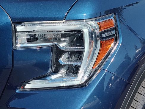 Used 2021 GMC Sierra 1500 Elevation image 9