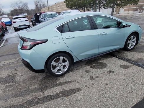 Used 2018 Chevrolet Volt LT w/ Comfort Package image 8