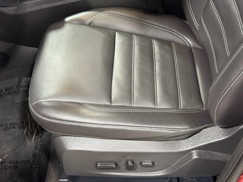 Used 2017 Ford Escape Titanium AWD/4WD image 19