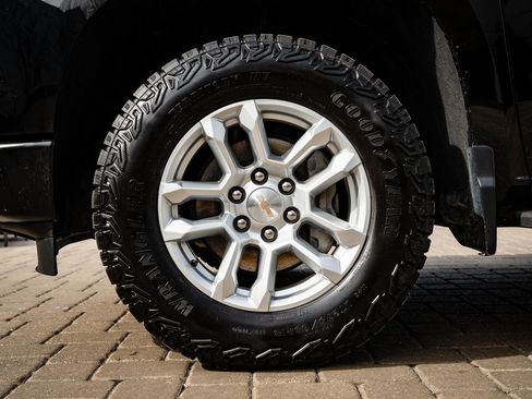 Used 2024 Chevrolet Silverado 1500 W/T w/ WT Value Package image 13