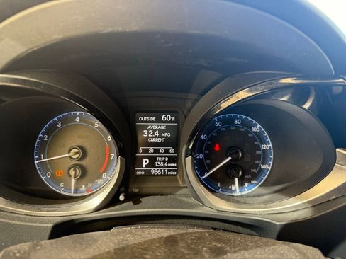 Used 2015 Toyota Corolla S image 9