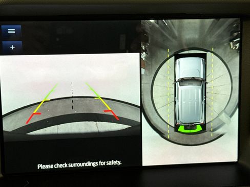 Used 2023 Ford Bronco Badlands image 16