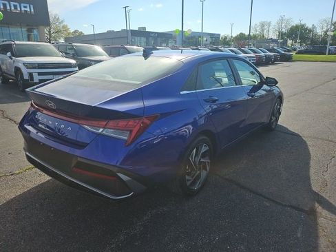 Certified 2025 Hyundai Elantra SEL w/ Cargo Package image 6