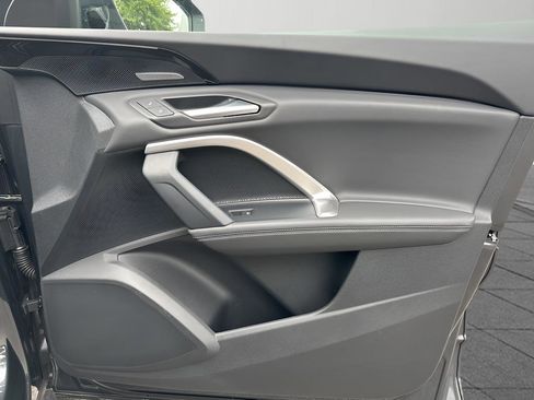 Used 2025 Audi Q5 Premium Plus w/ Premium Plus image 33