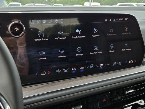 New 2026 Chevrolet Tahoe High Country AWD/4WD image 10