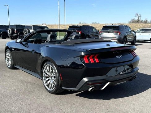 Used 2024 Ford Mustang GT Premium image 9