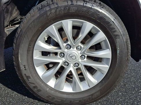 Used 2019 Lexus GX 460 Premium image 8