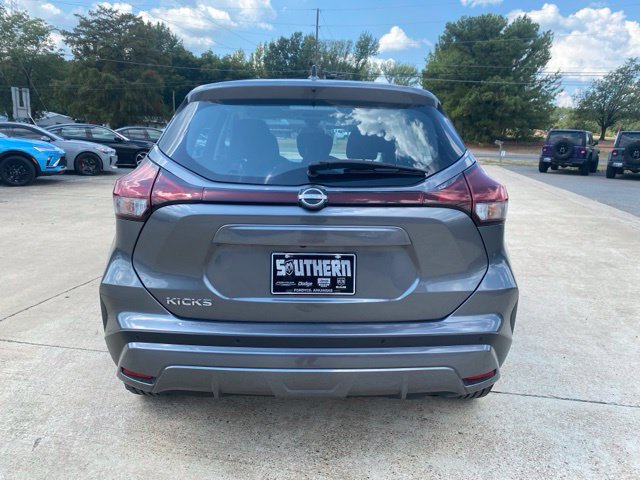 Used 2024 Nissan Kicks S FWD image 6