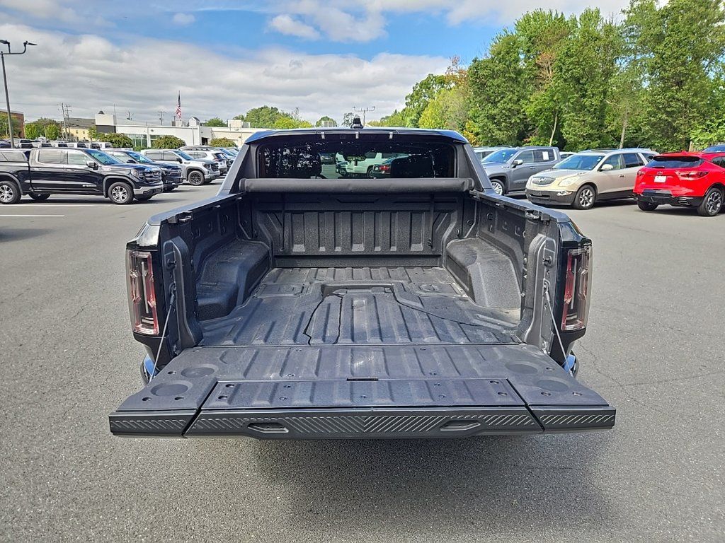 Used 2026 GMC Hummer EV 4x4 Crew Cab w/ Carbon Fiber Edition Package image 61