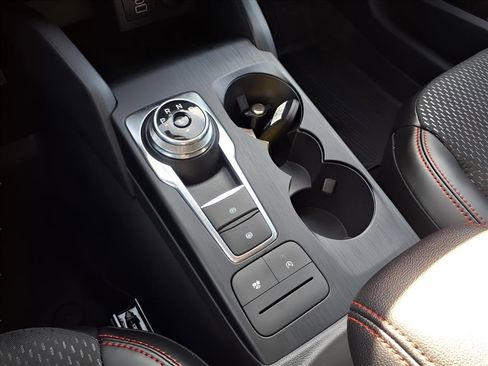 Used 2025 Ford Escape ST-Line w/ Cold Weather Package image 11