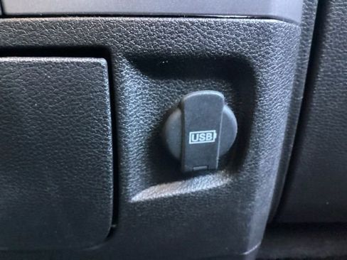 Used 2024 RAM 1500 Classic SLT AWD/4WD image 16