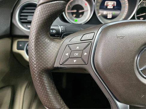 Used 2015 Mercedes-Benz C 250 Coupe image 23