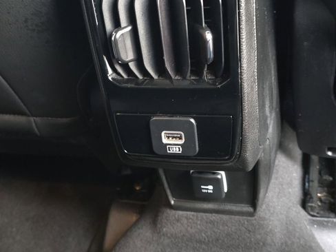 Used 2022 Jeep Compass Latitude image 30