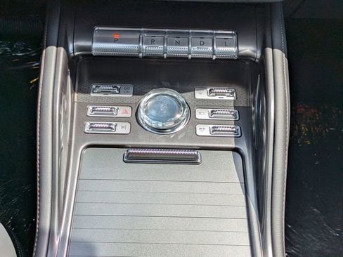 New 2026 Lincoln Nautilus Premier AWD/4WD image 19