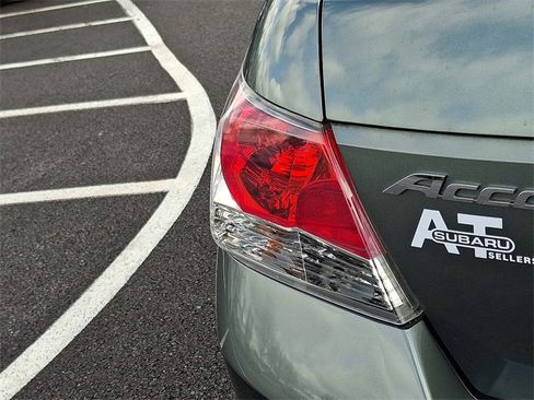 Used 2010 Honda Accord EX image 27