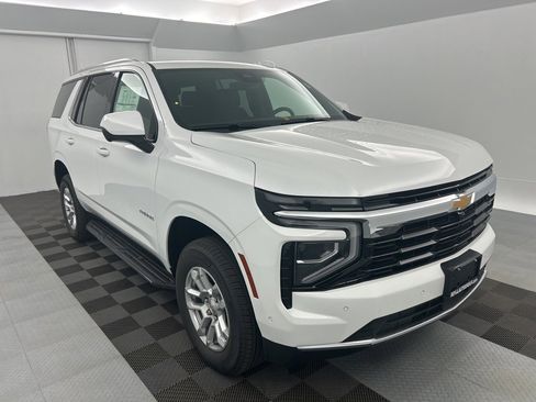 New 2026 Chevrolet Tahoe LS image 3