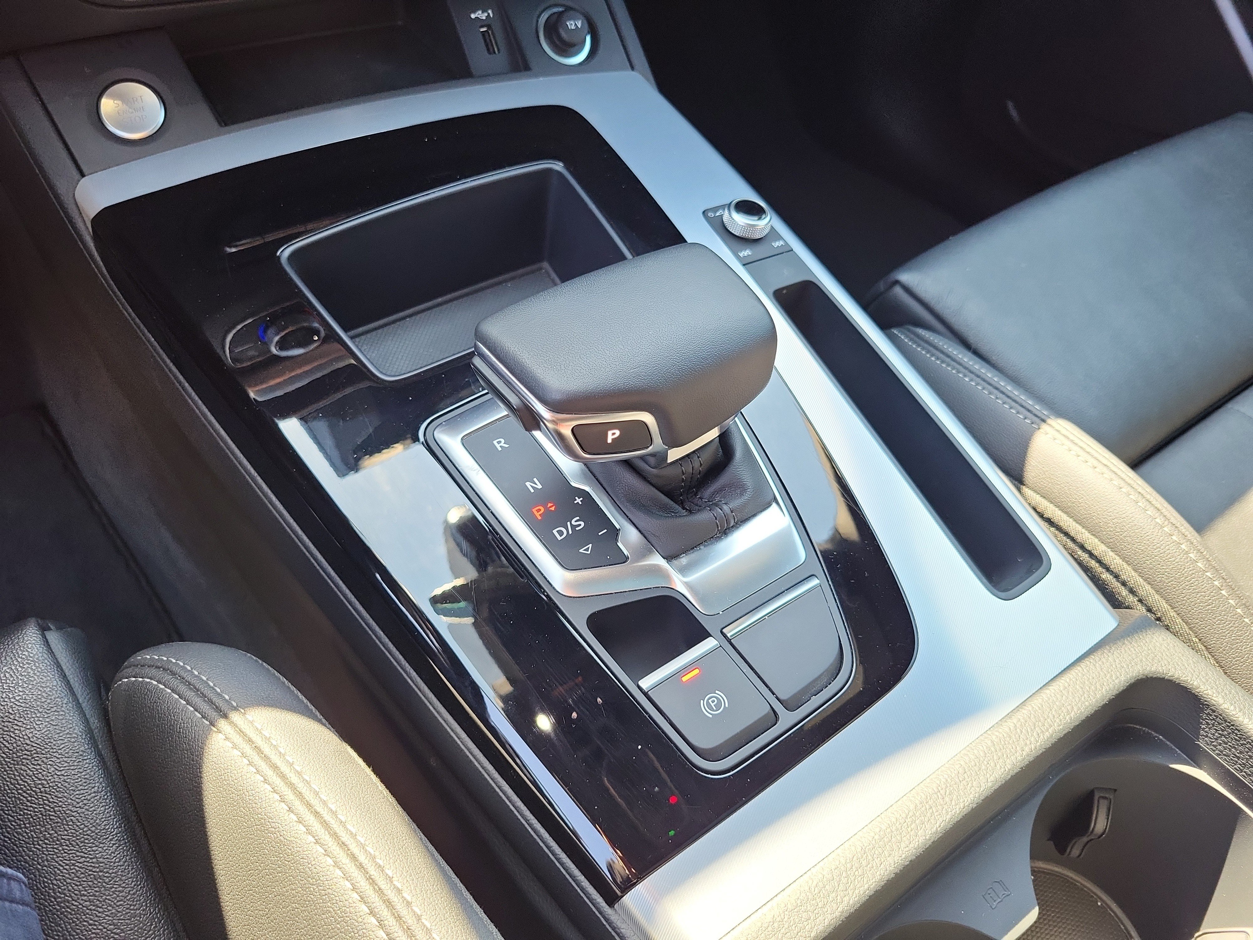 New 2025 Audi Q5 2.0T Premium AWD/4WD image 24