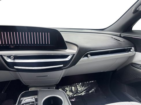 Used 2024 Cadillac Lyriq Luxury RWD image 53