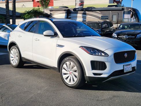 Used 2020 Jaguar E-PACE SE image 1