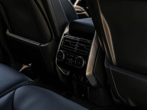 New 2026 Land Rover Range Rover SE AWD/4WD image 49