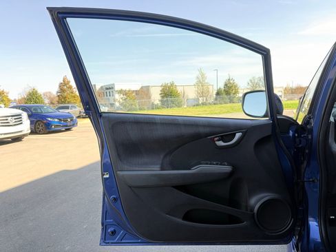 Used 2010 Honda Fit Sport image 10