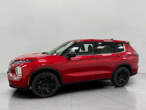 New 2026 Mitsubishi Outlander LE AWD/4WD image 7