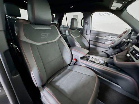 New 2026 Ford Explorer ST w/ Sun And Sound Package image 17