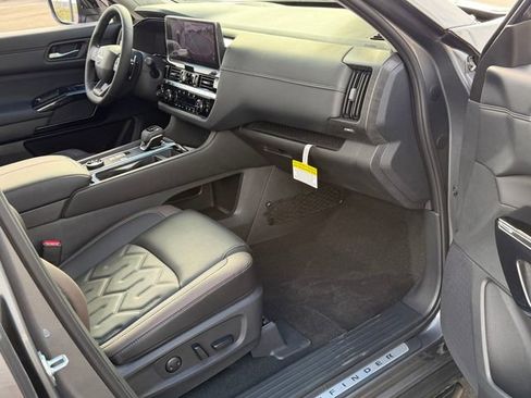 New 2026 Nissan Pathfinder Platinum w/ Cargo Package AWD/4WD image 29