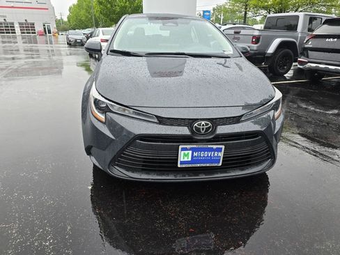 Used 2023 Toyota Corolla LE FWD image 9