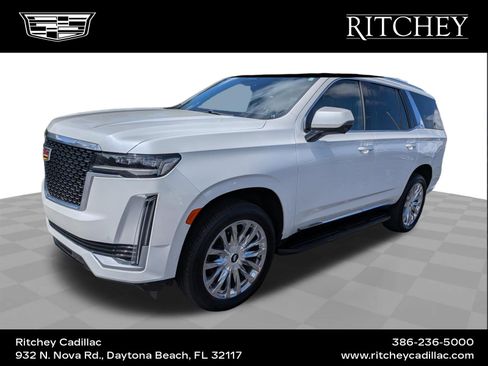 Certified 2024 Cadillac Escalade Premium Luxury w/ LPO, Floor Liner Package AWD/4WD image 1