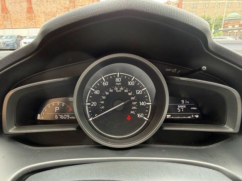 Used 2017 MAZDA MAZDA3 Sport FWD image 13