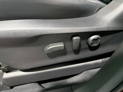Certified 2025 Subaru Ascent Limited w/ Popular Package #1 AWD/4WD image 14