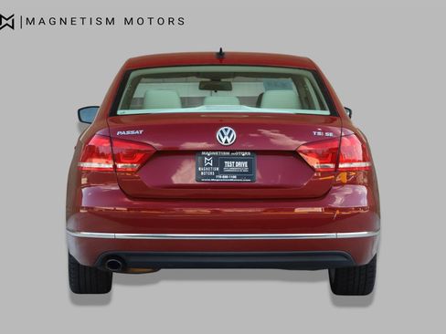 Used 2015 Volkswagen Passat 1.8T SE FWD image 7