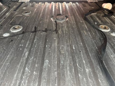 Used 2016 Ford F350 Lariat w/ Lariat Interior Package image 28