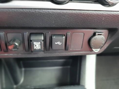 Used 2021 Toyota Tacoma SR5 image 28