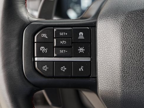 Used 2025 Ford F150 Raptor AWD/4WD image 17