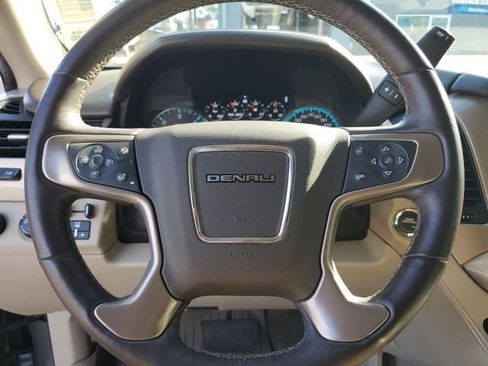 Used 2018 GMC Yukon Denali w/ Denali Ultimate Package image 25
