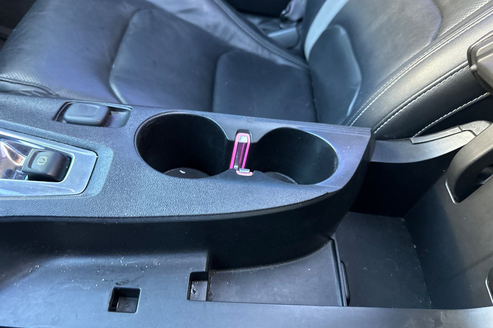 Used 2017 Chevrolet Camaro SS RWD image 30