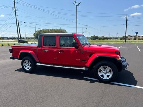 Used 2023 Jeep Gladiator Sport AWD/4WD image 17