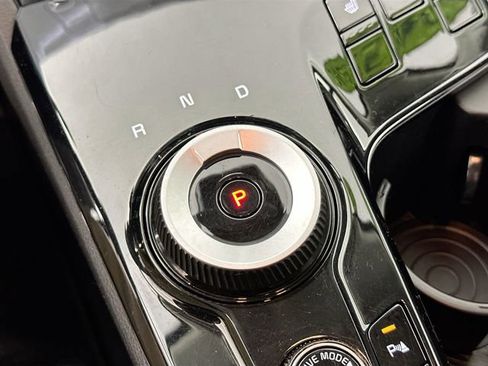 Used 2023 Kia Sportage LX image 14