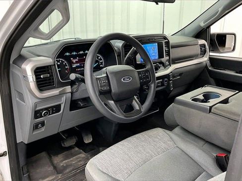 Used 2022 Ford F150 XLT w/ Trailer Tow Package image 16