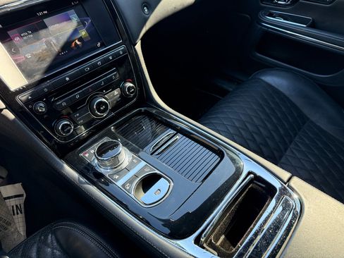Used 2016 Jaguar XJ L Portfolio image 12