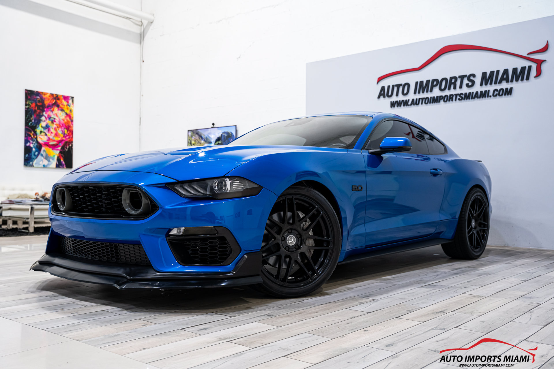 Used 2020 Ford Mustang GT Premium w/ Equipment Group 401A RWD image 3