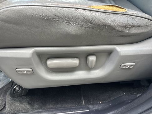 Used 2015 Toyota Sequoia Limited image 15