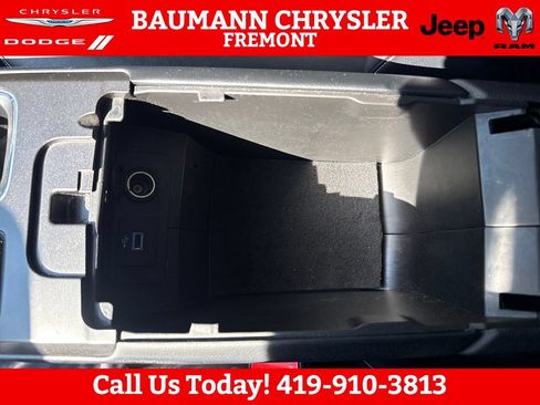 Used 2017 Ford Fusion SE w/ Equipment Group 202A AWD/4WD image 26
