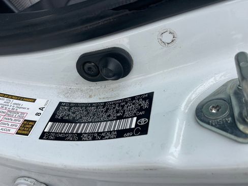 Used 2024 Toyota Corolla LE image 15