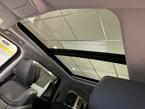 New 2027 Ford Expedition Max Active AWD/4WD image 4